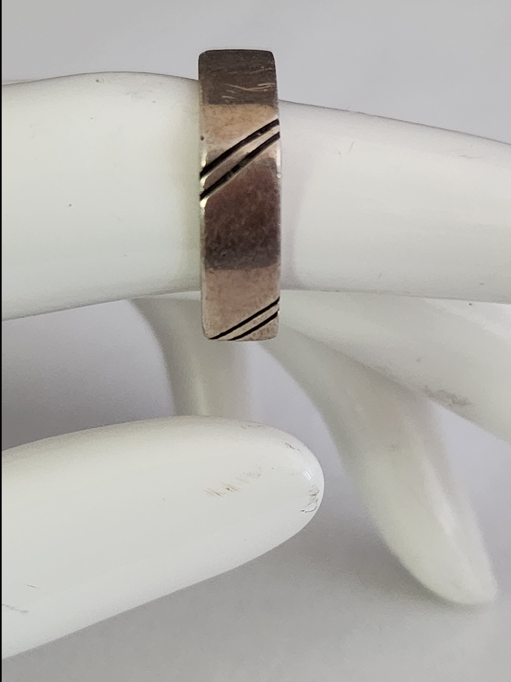 Sterling Silver Diagonal Accent Square Band Ring